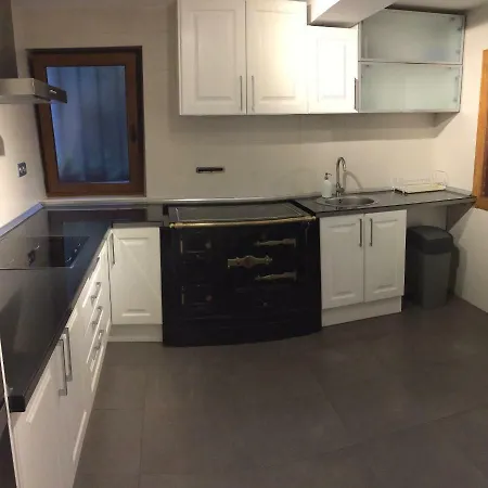 Feriehus Pinos De Cardes (Soto de Cangas)